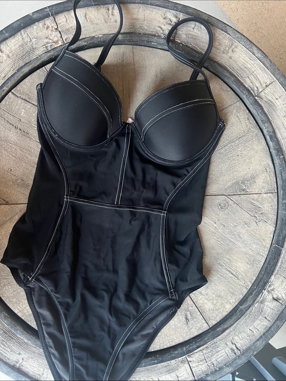 HOT mesh sides Cupshe Black One-Piece Swimsuit w Contrast Stitching Medium B33